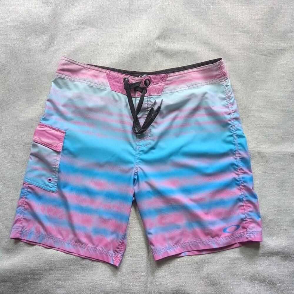 Oakley Pink and Blue Gradient Color Cargo Board Shorts Men's size 36